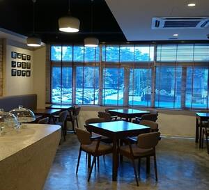 Q Cup Cafe Eatdrink